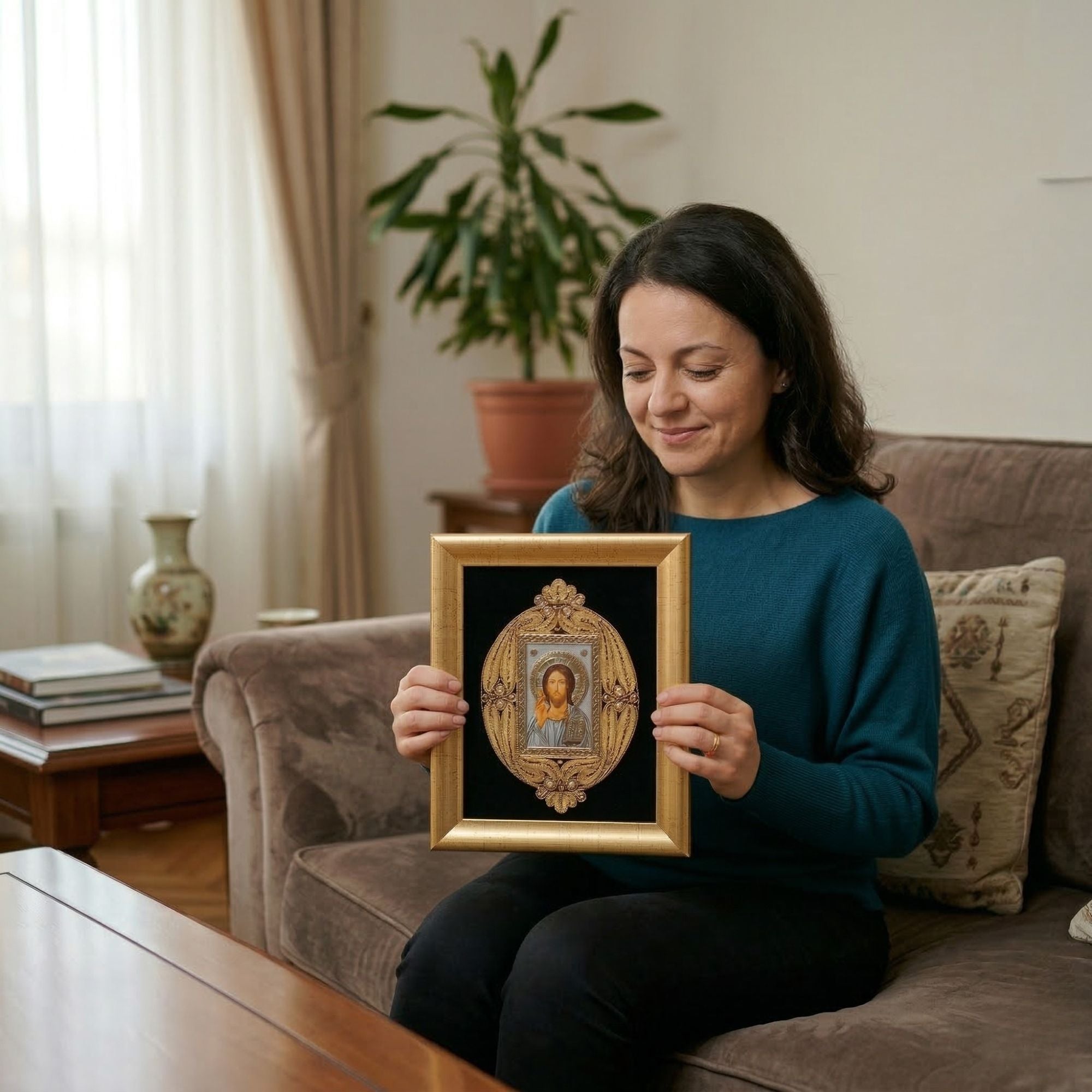 Jesus Christ Icon – A Sacred Symbol of Divine Light